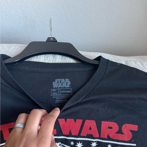 Star Wars Christmas Tee - Picture 3 of 3